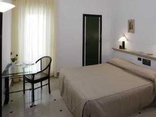 Hyencos Hotel Callyon Torre San Giovanni Exterior foto